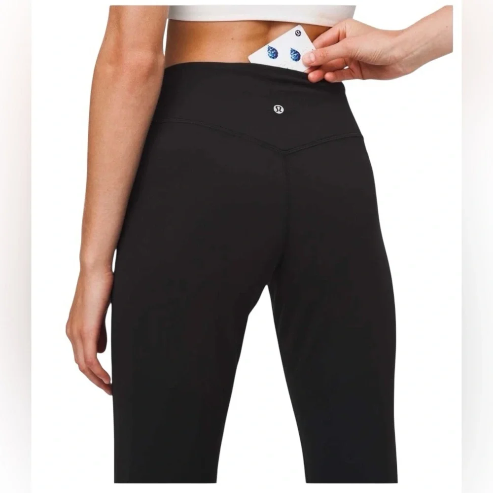 Lululemon. Elegant Black Cropped Women's Pants